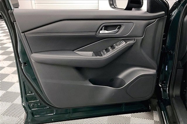 New 2026 Nissan Rogue Dark Armor image 30