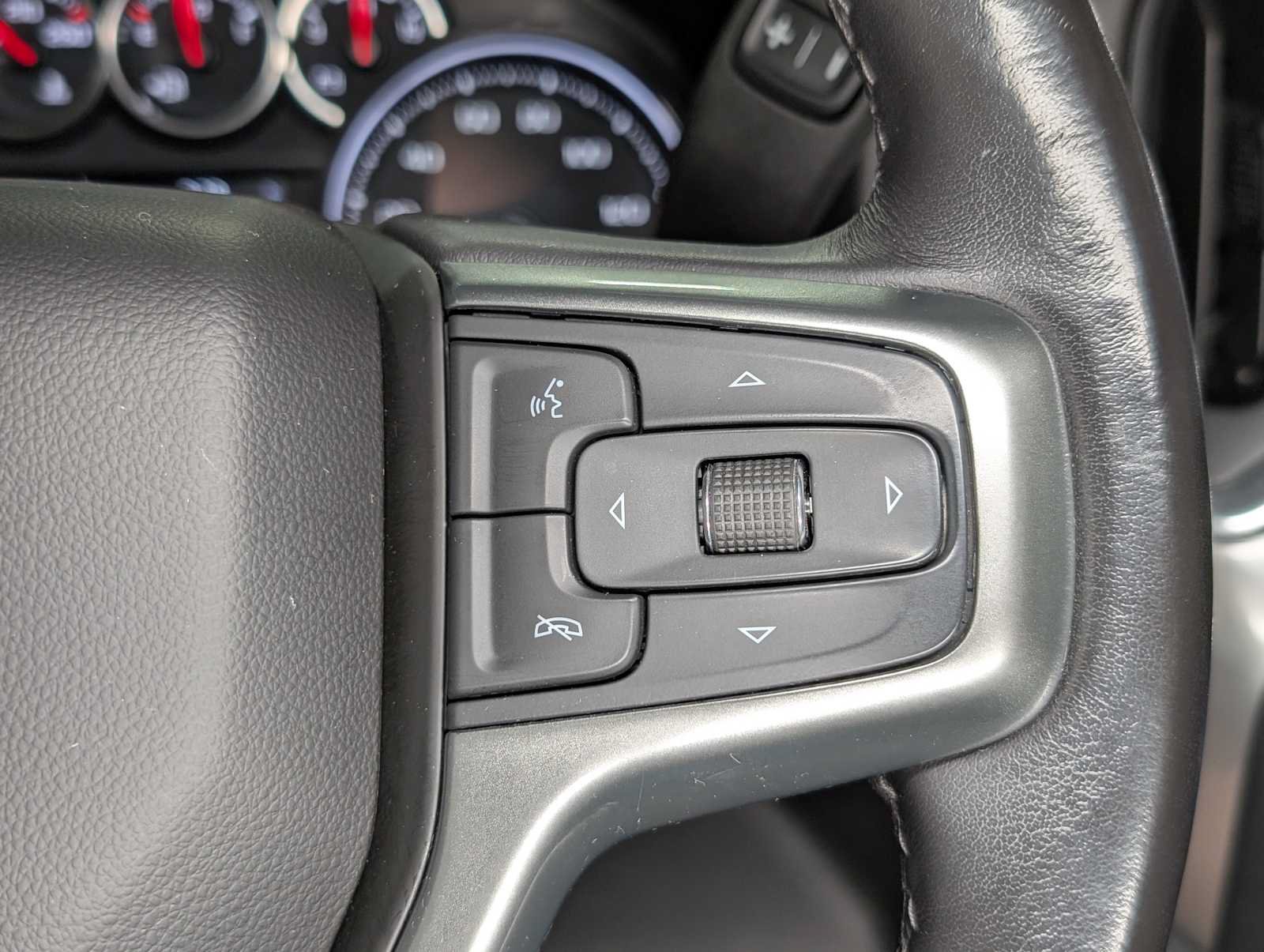 Certified 2021 Chevrolet Silverado 1500 LTZ w/ Z71 Off-Road Package AWD/4WD image 35