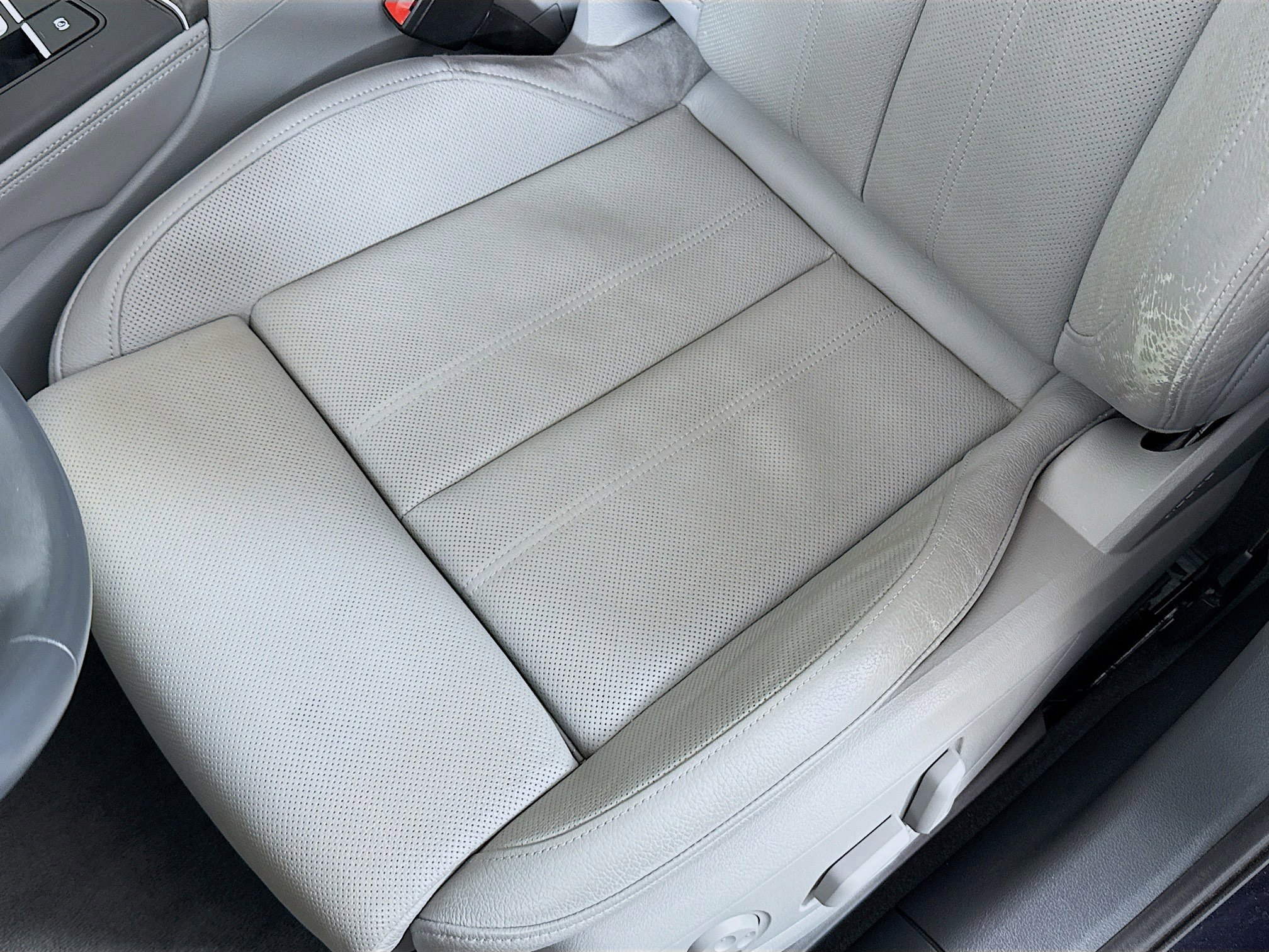 Used 2018 Audi A4 2.0T Prestige w/ Prestige Package image 21