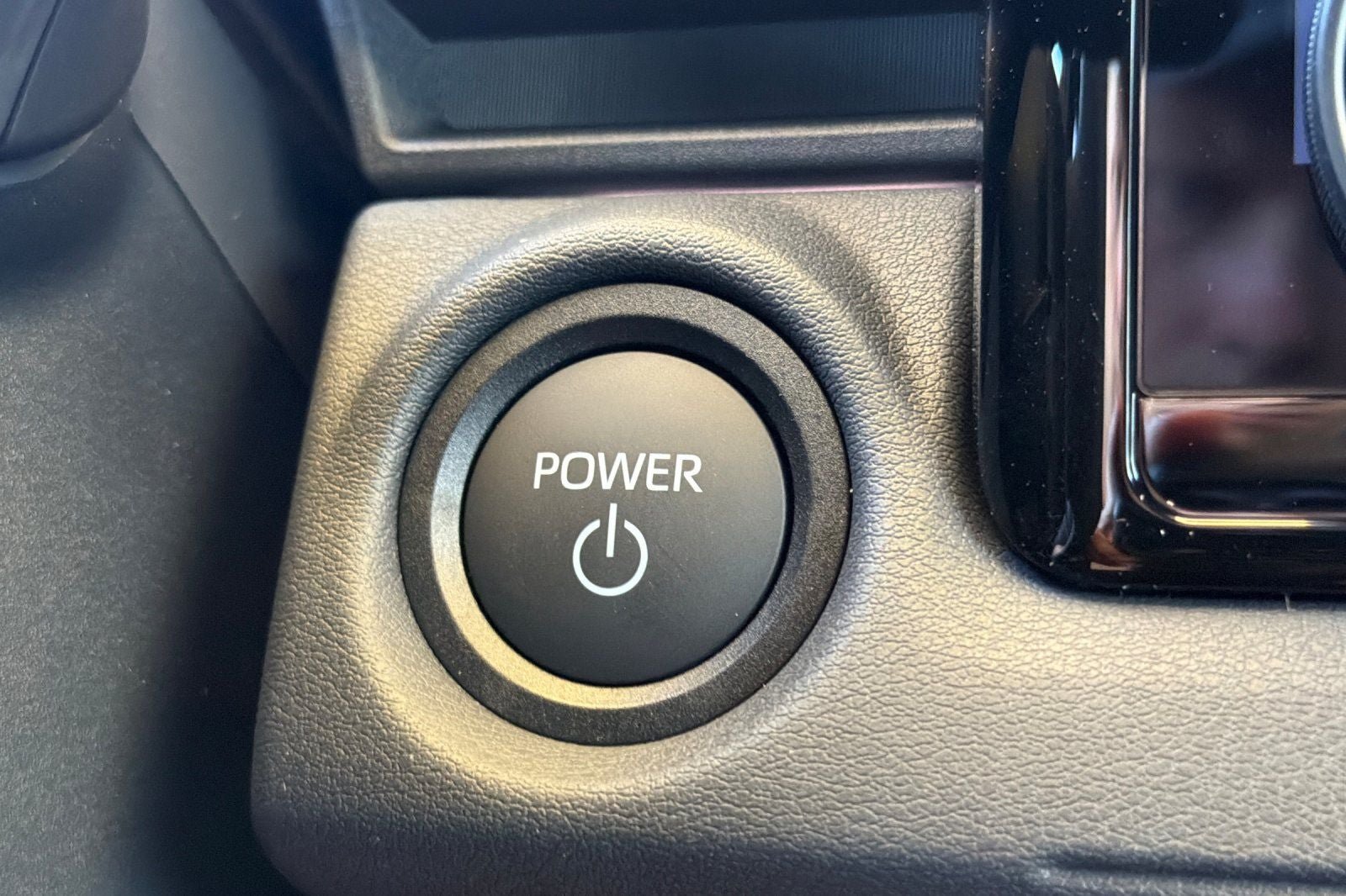 New 2026 Toyota C-HR AWD/4WD image 25