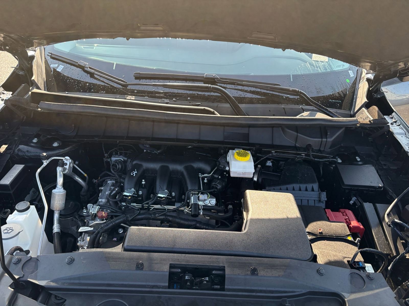 Used 2025 Nissan Pathfinder SV image 35