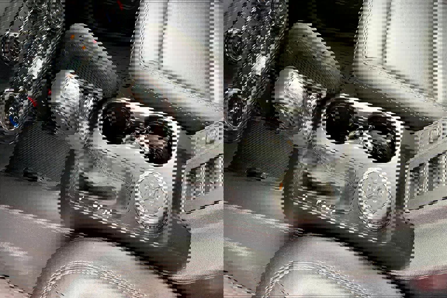 Certified 2025 Ford Bronco Badlands AWD/4WD image 16