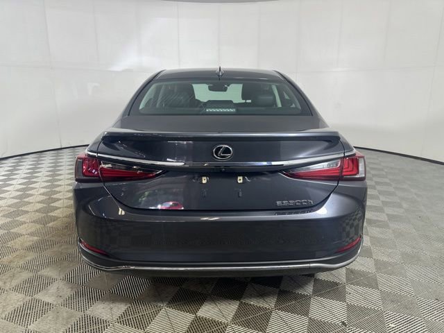 Used 2023 Lexus ES 300h Ultra Luxury w/ Accessory Package (Z2) FWD image 6