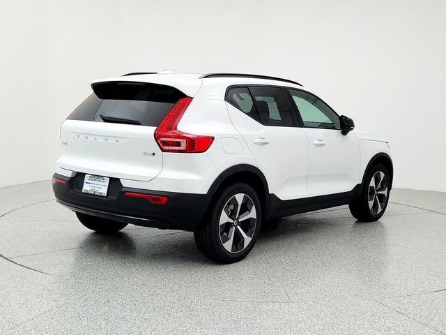 New 2026 Volvo XC40 B5 Plus w/ Protection Package Premier image 5