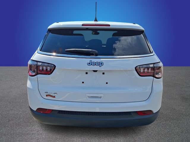 Used 2025 Jeep Compass Sport AWD/4WD image 5