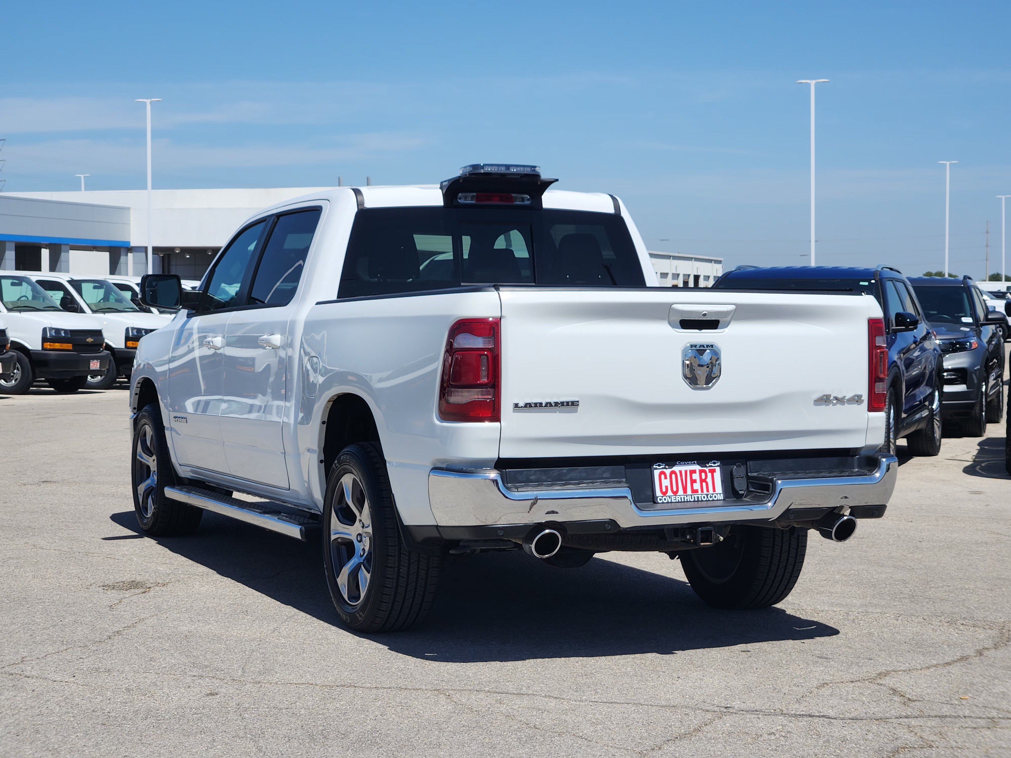 Used 2023 RAM 1500 Laramie AWD/4WD image 5