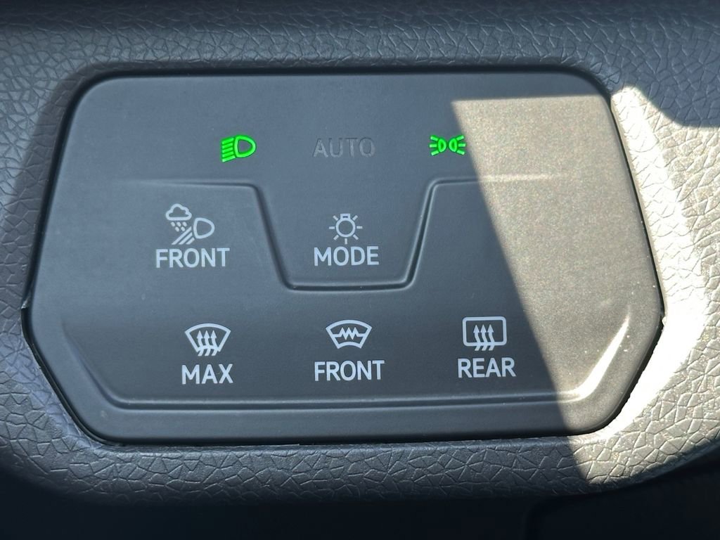 Used 2023 Volkswagen ID.4 Pro S Plus AWD/4WD image 22