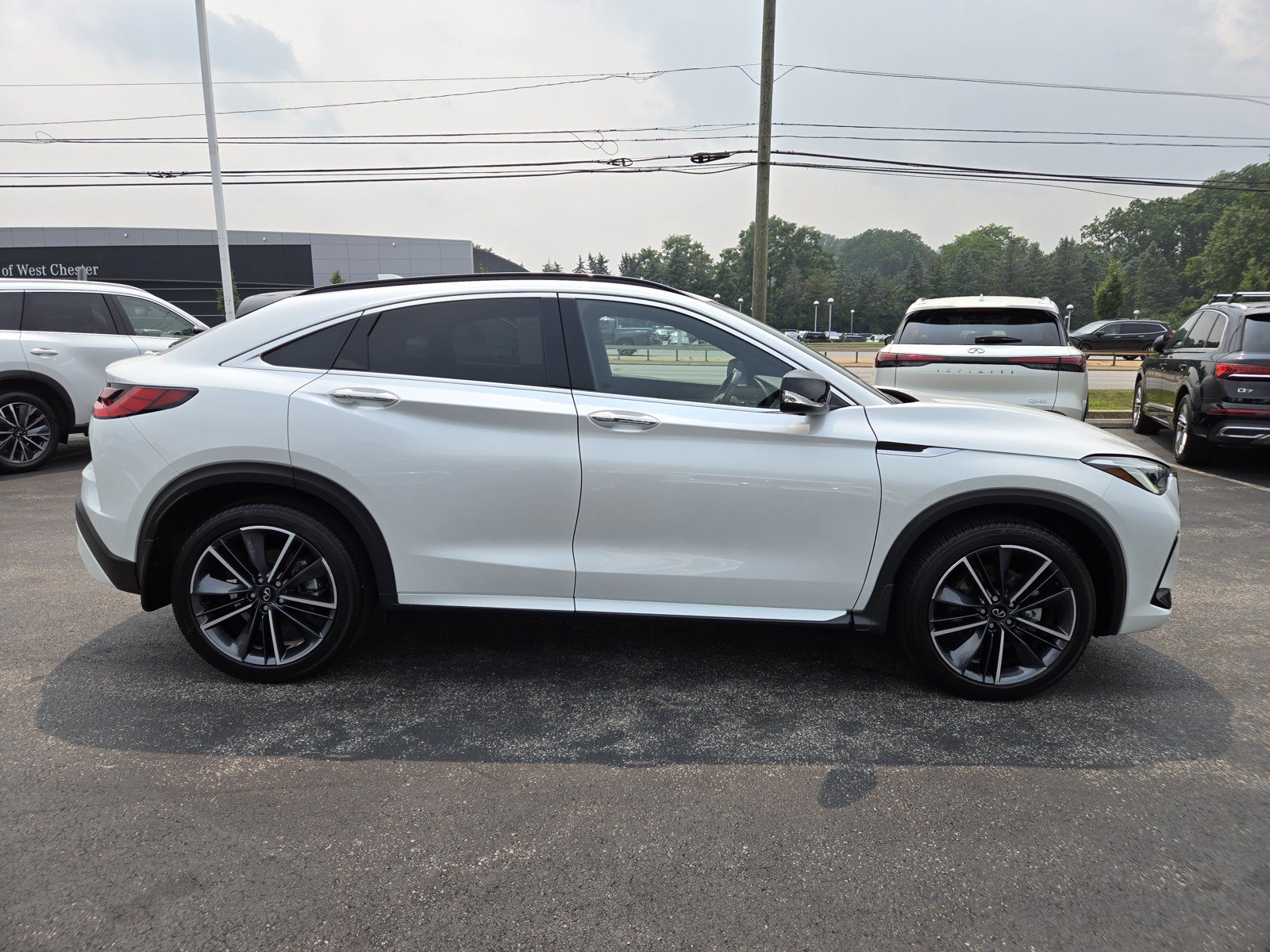 Certified 2025 INFINITI QX55 Essential AWD/4WD image 6