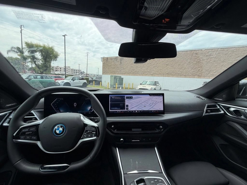 Used 2025 BMW i4 eDrive40 w/ Premium Package RWD image 19