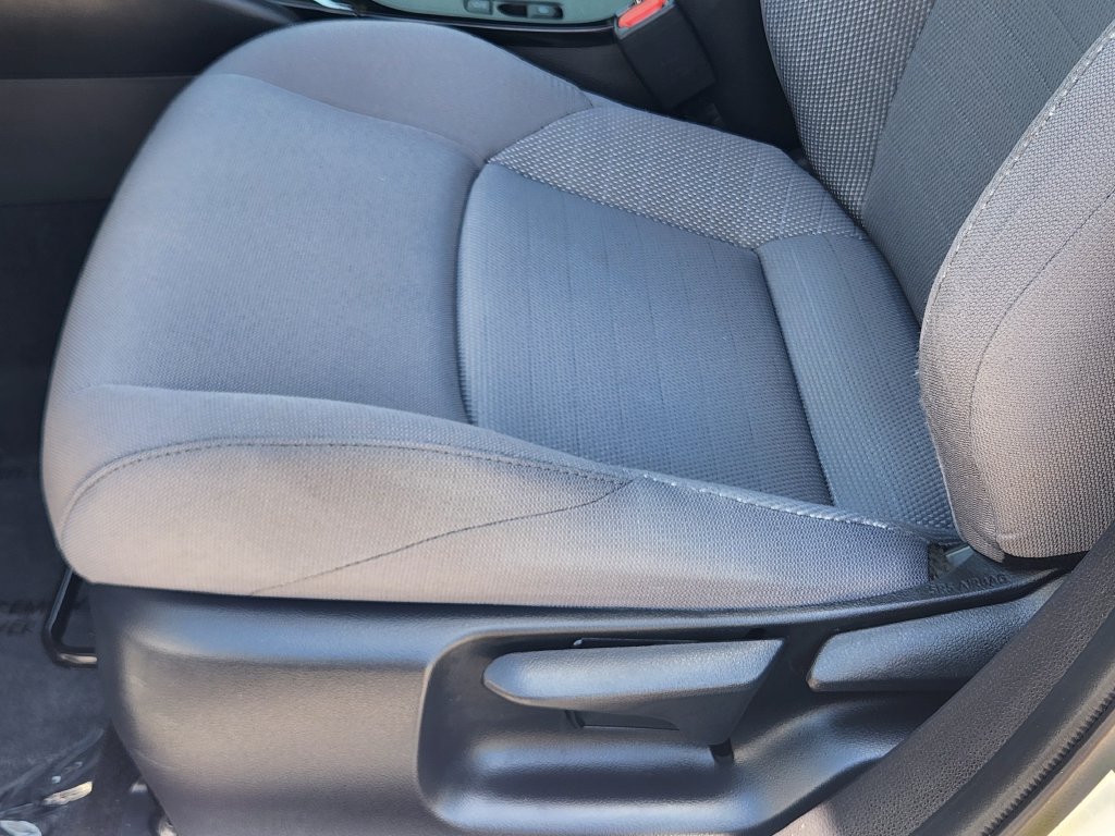 Used 2025 Toyota Corolla SE FWD image 26