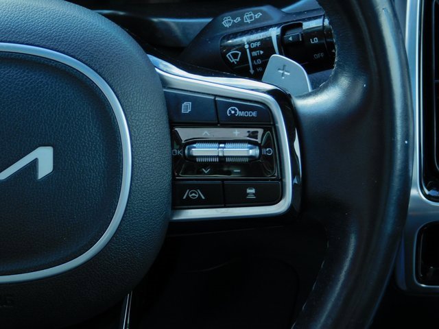 Used 2022 Kia Sorento SX image 17