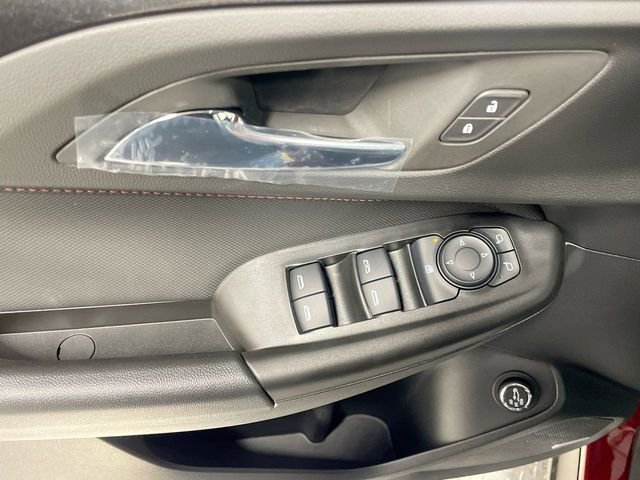 Used 2023 Chevrolet TrailBlazer RS w/ Sun and Liftgate Package FWD image 13