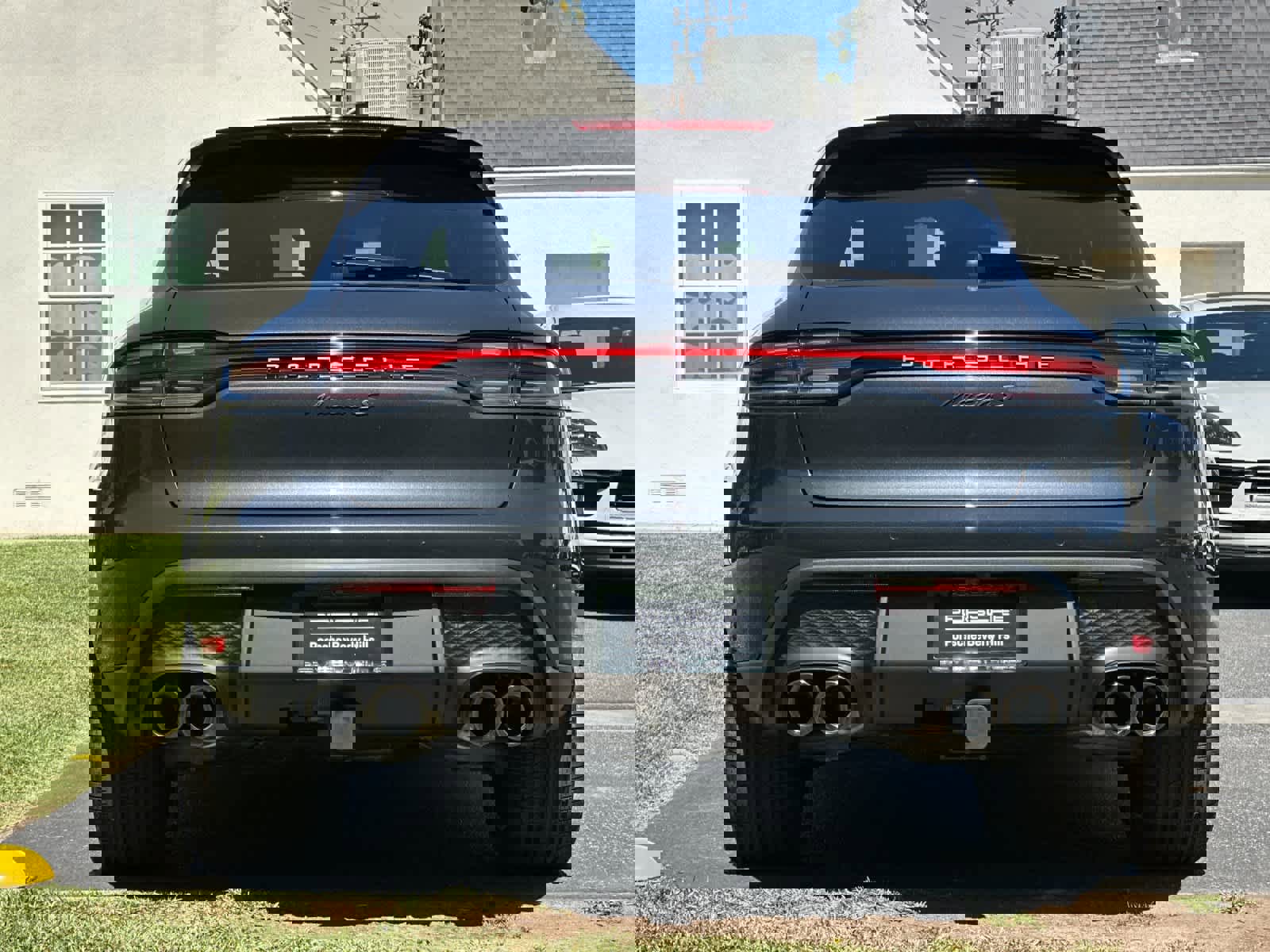 New 2026 Porsche Macan S image 7