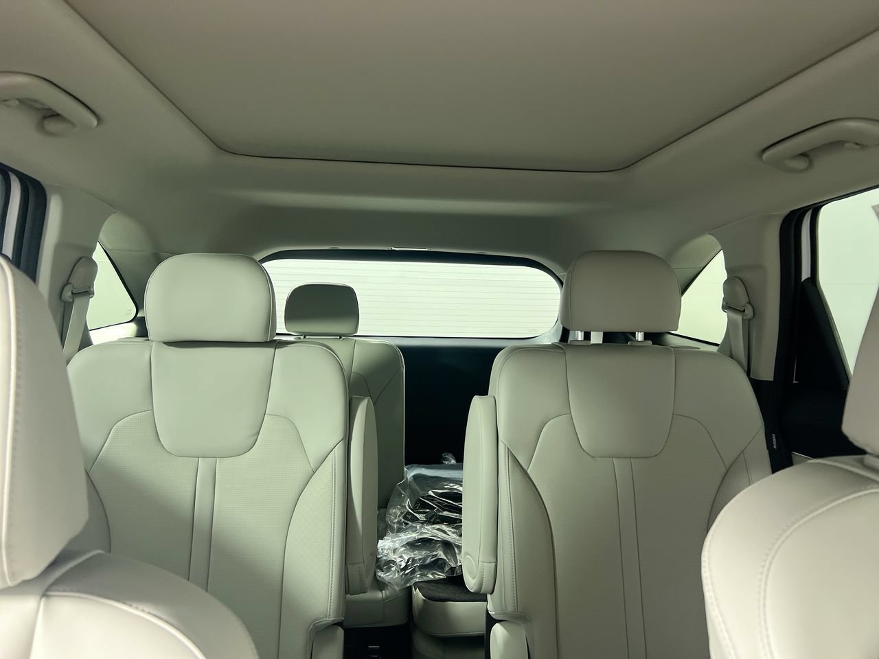 New 2026 Kia Sorento SX FWD image 32