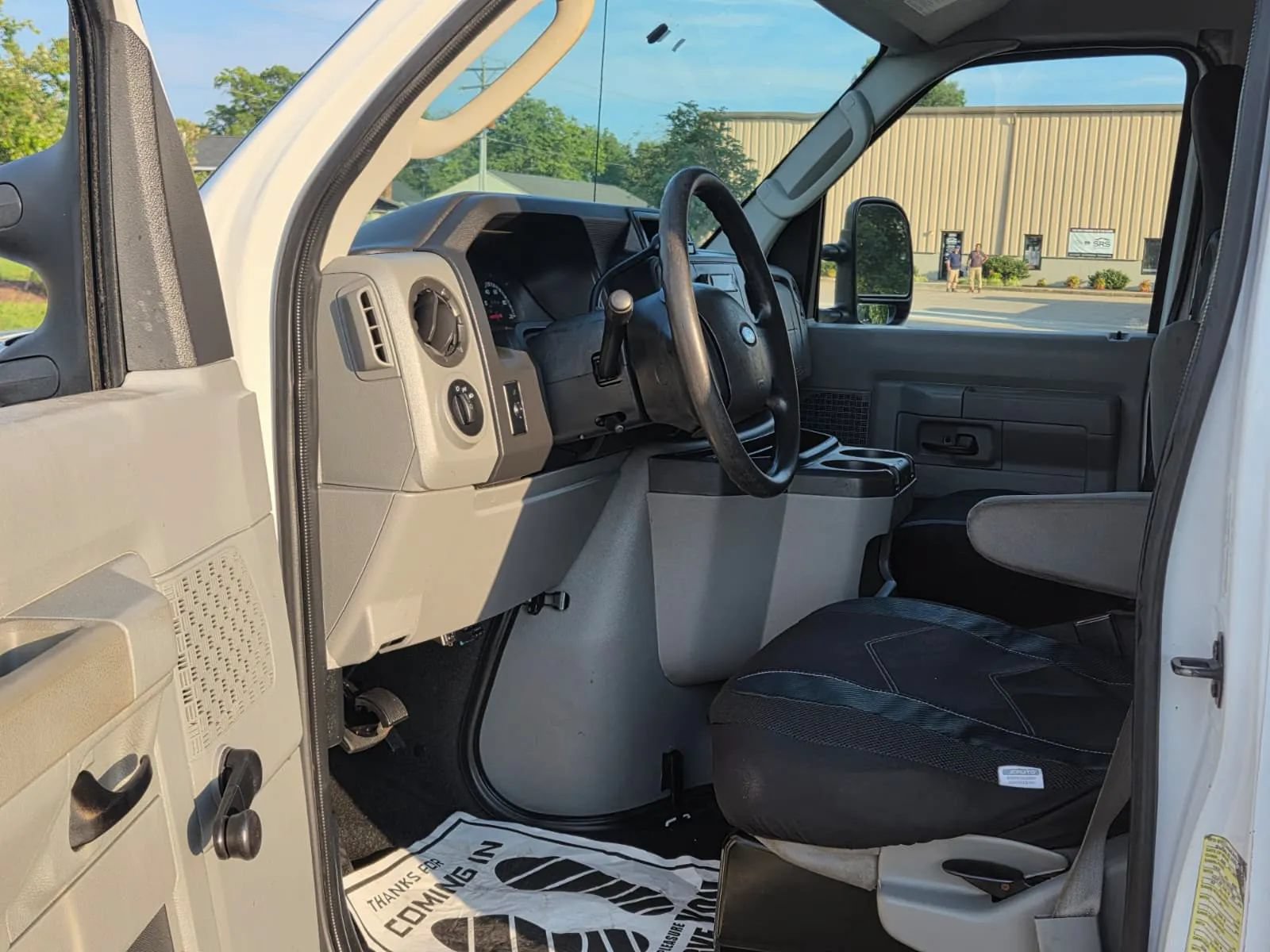 Used 2013 Ford E-350 and Econoline 350 Super Duty RWD image 14