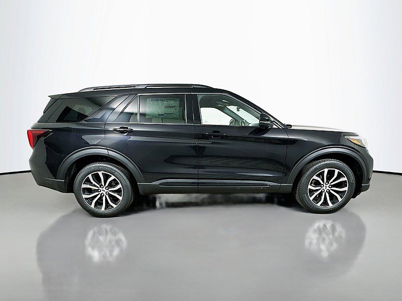 New 2026 Ford Explorer ST-Line AWD/4WD image 8