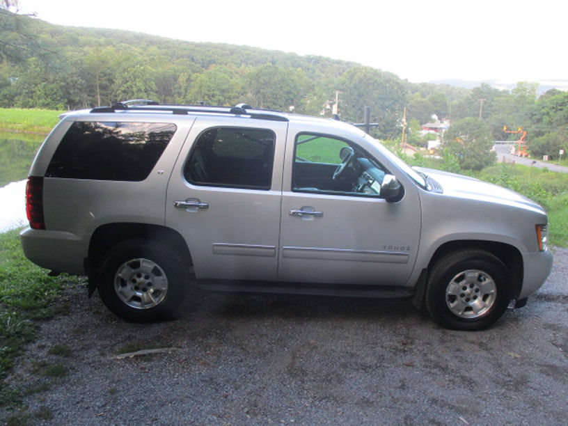 Used 2014 Chevrolet Tahoe LT AWD/4WD image 4