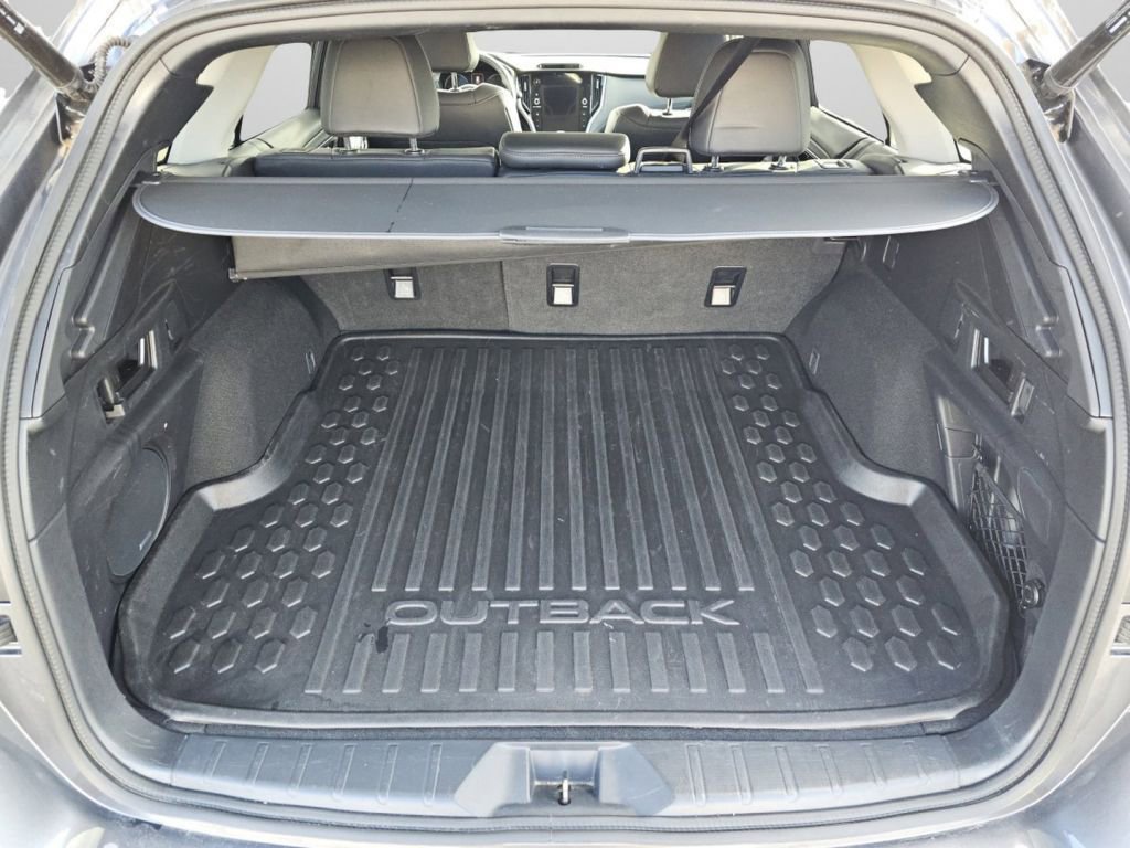 Used 2024 Subaru Outback Limited image 27