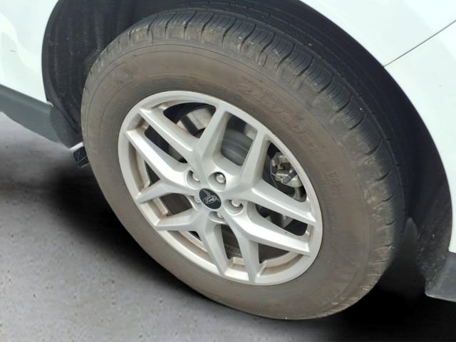 Used 2024 Ford Edge SEL AWD/4WD image 19