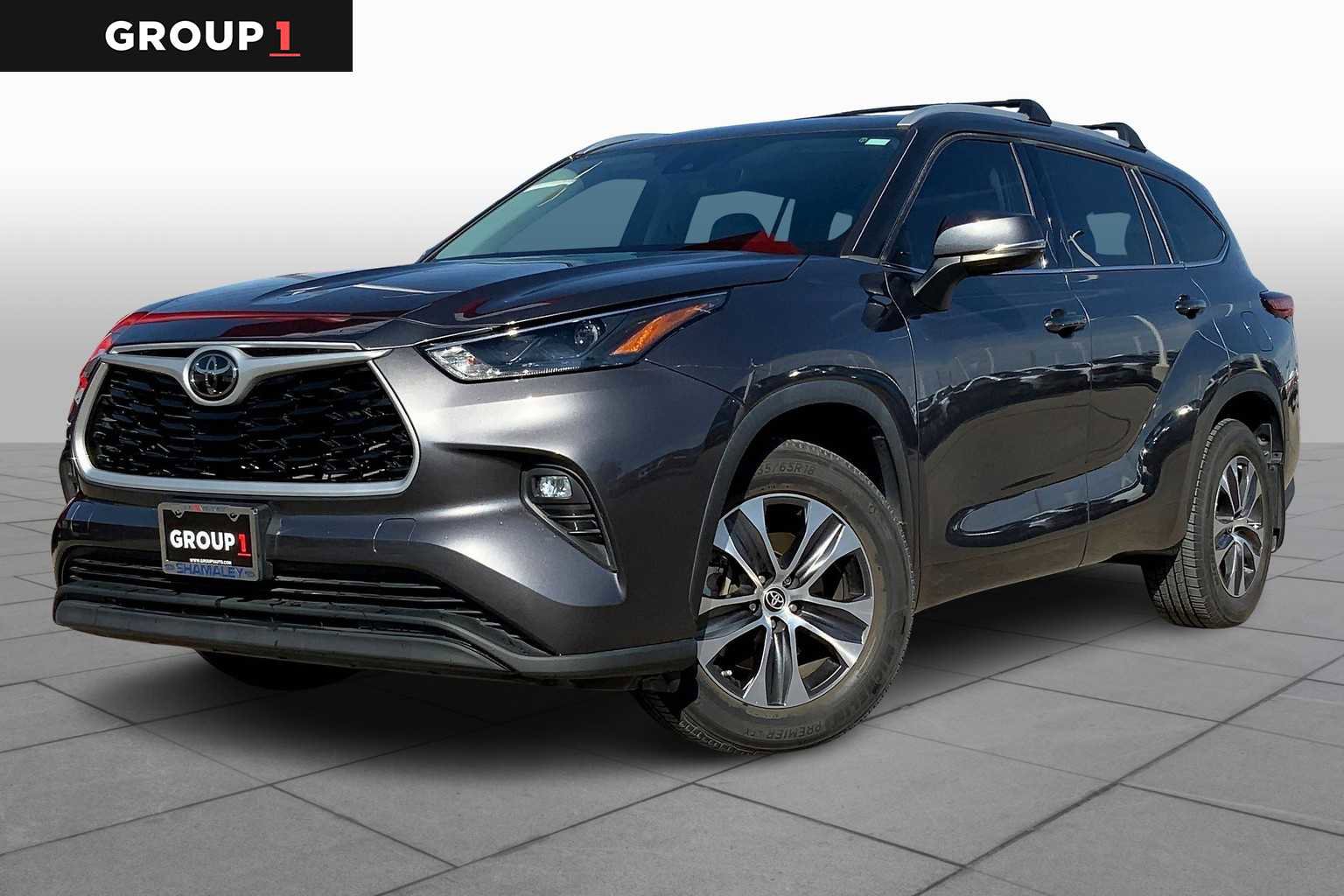 Used 2022 Toyota Highlander XLE