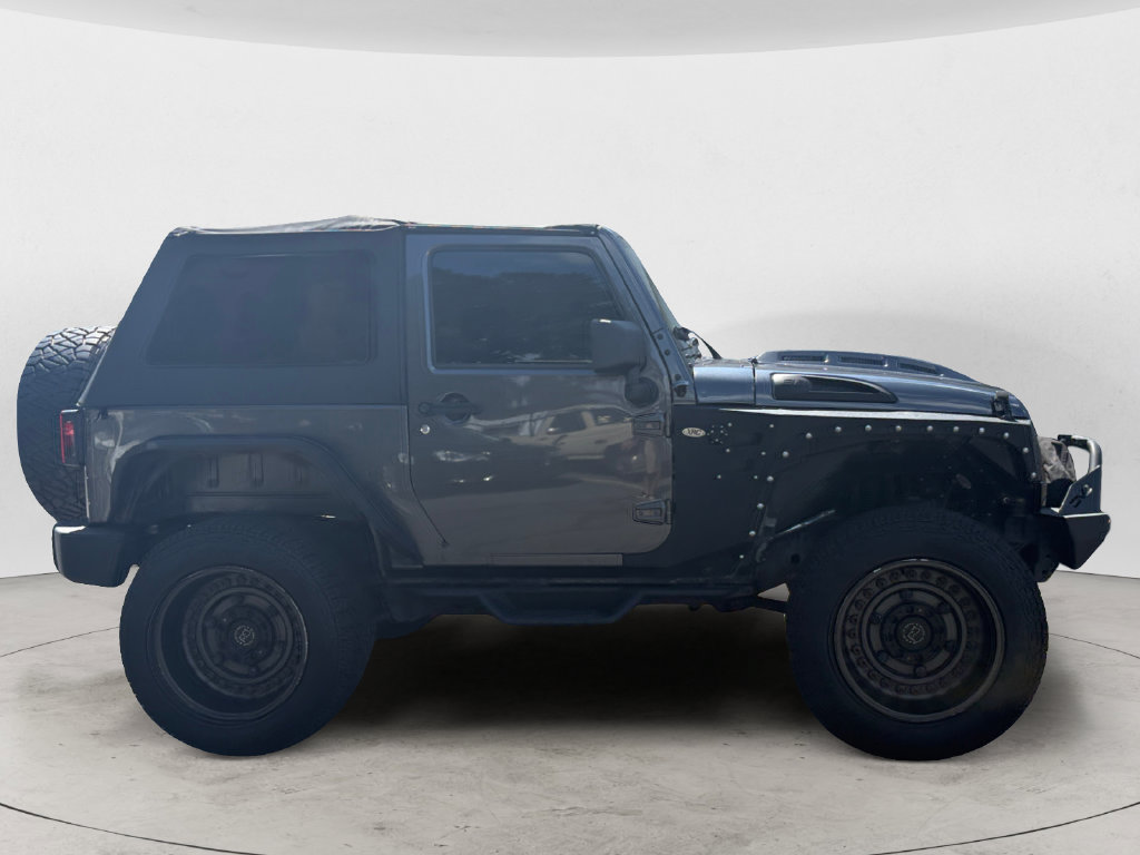 Used 2018 Jeep Wrangler Sport w/ Connectivity Group AWD/4WD image 2