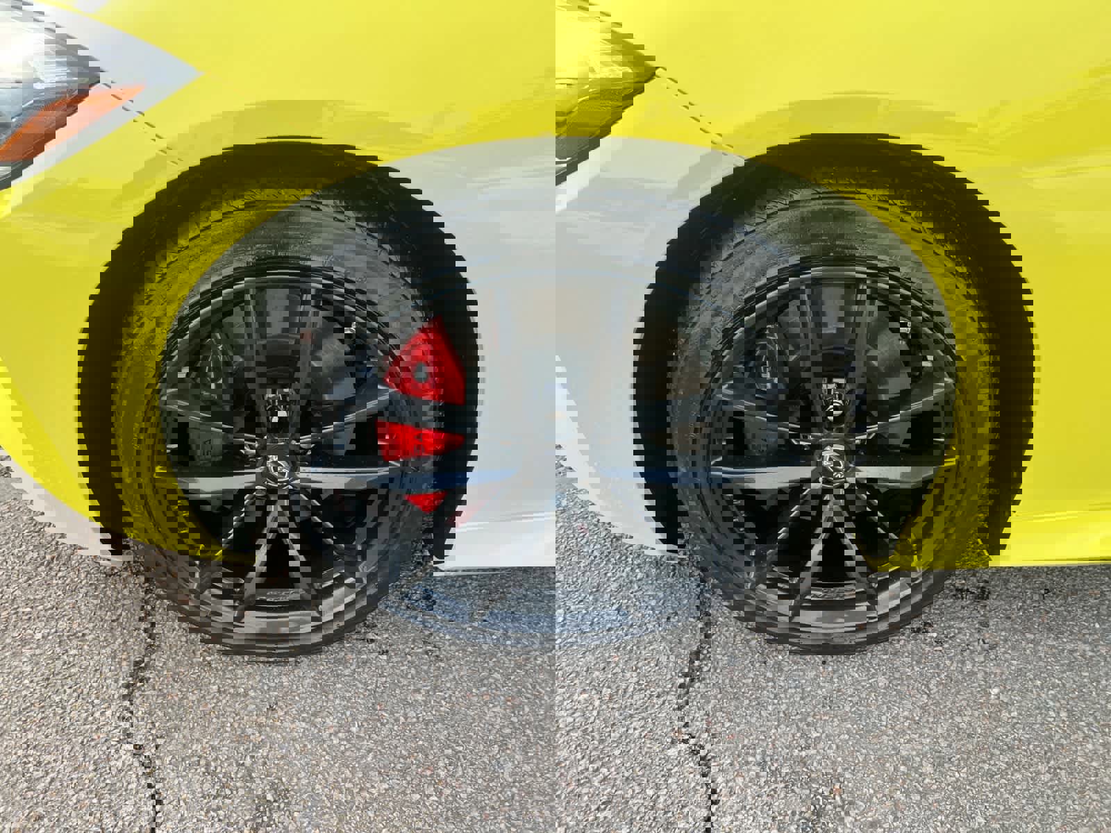 Certified 2024 Nissan Z Performance w/ Floor Mat Package image 10