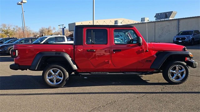 Used 2020 Jeep Gladiator Sport w/ Quick Order Package 24S image 9