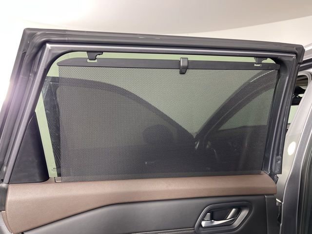 Used 2023 Nissan Rogue SV w/ SV Premium B Package image 43