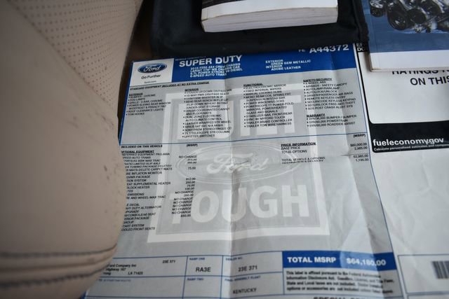 Used 2015 Ford F550 4x4 Crew Cab Super Duty w/ Lariat Interior Package image 18