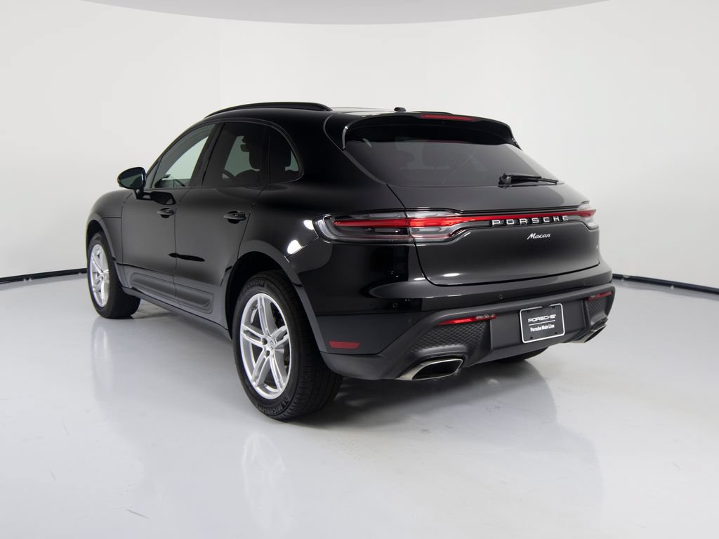 Certified 2026 Porsche Macan AWD/4WD image 8