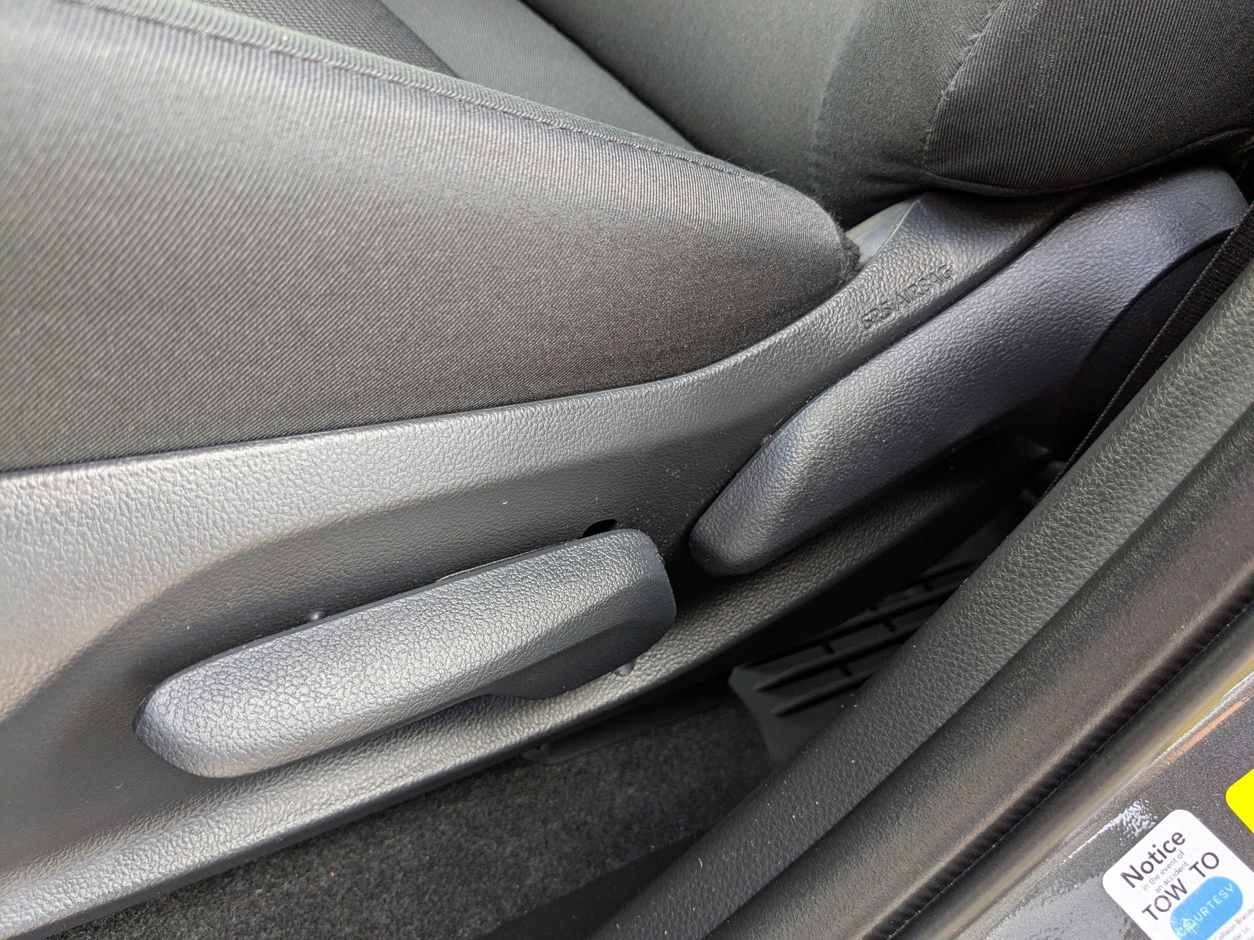 Used 2025 Toyota RAV4 LE image 20