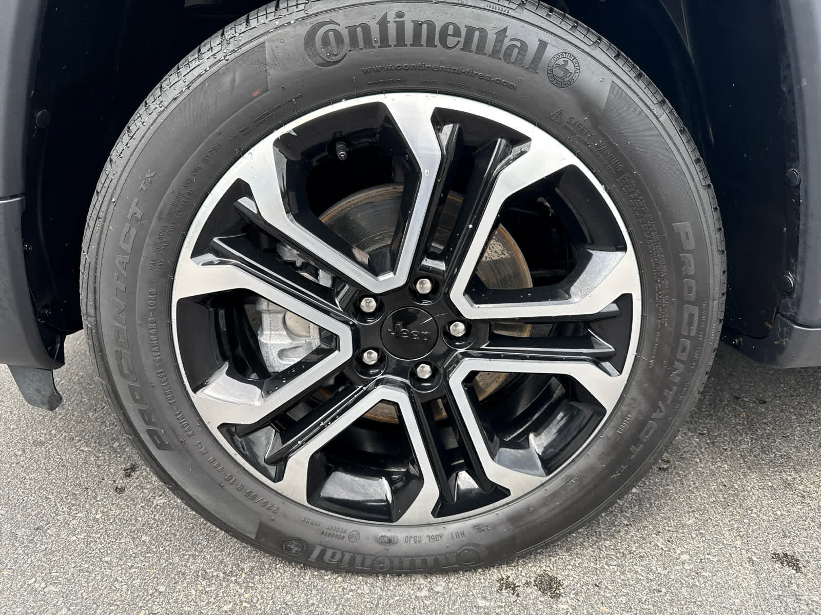 Used 2022 Jeep Compass Limited image 9