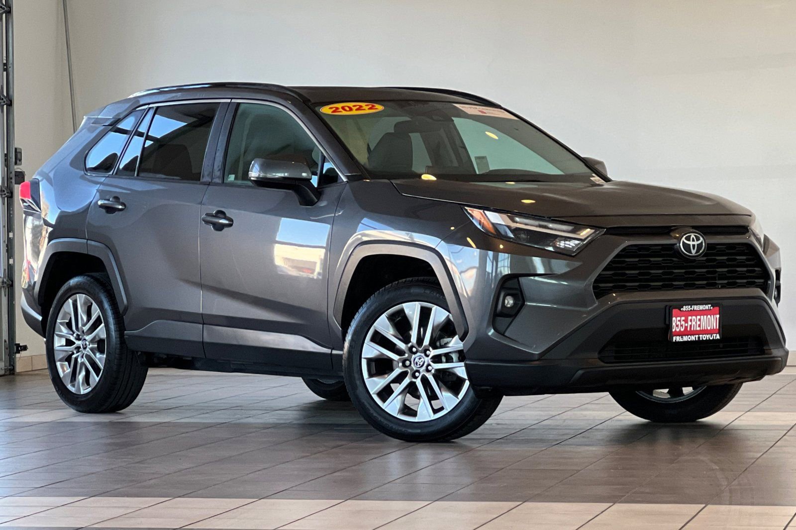 Certified 2022 Toyota RAV4 XLE Premium image 2