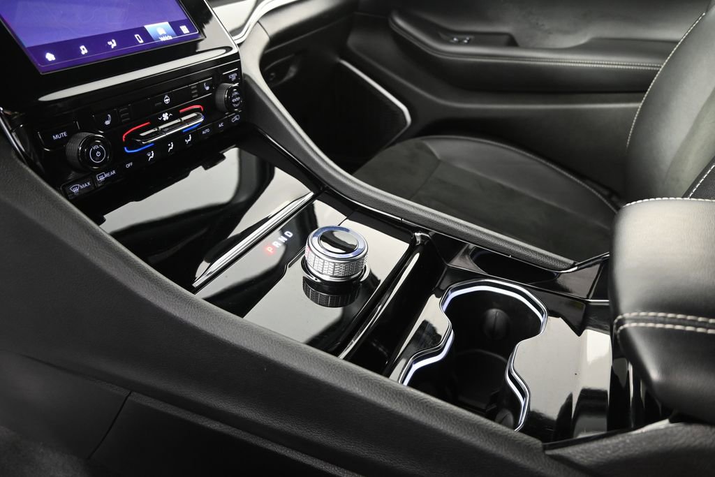 Used 2022 Jeep Grand Cherokee L Laredo image 31