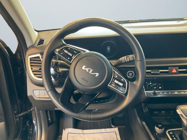 Used 2024 Kia Seltos X-Line image 12