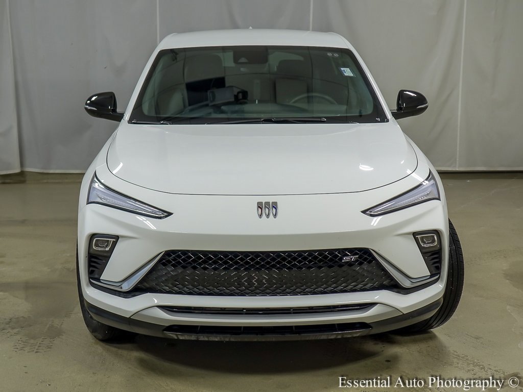 Used 2025 Buick Envista Sport Touring image 5