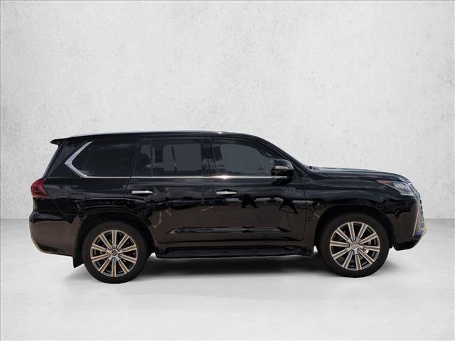 Used 2017 Lexus LX 570 4WD w/ Luxury Package video 4