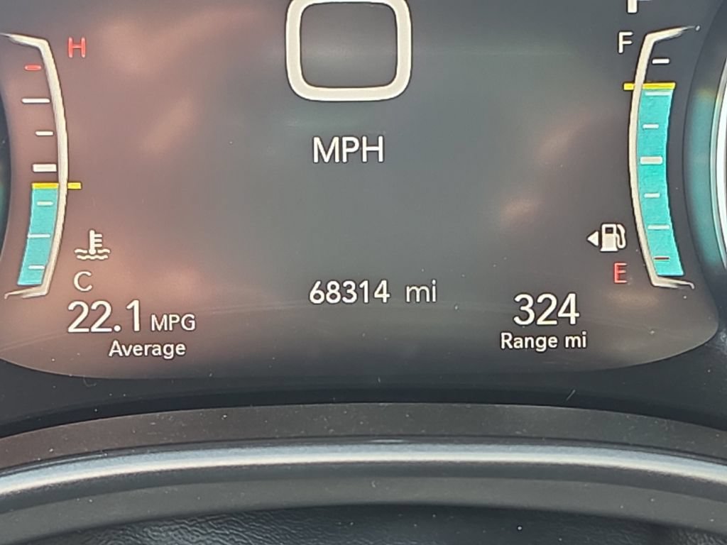 Used 2025 Chrysler Pacifica Select FWD image 36