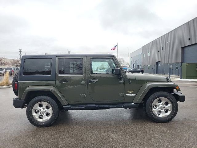 Used 2015 Jeep Wrangler Unlimited Sahara w/ Connectivity Group image 2