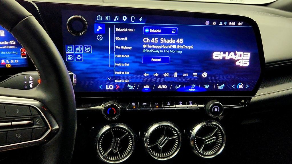 Used 2024 Chevrolet Blazer EV LT AWD/4WD image 16