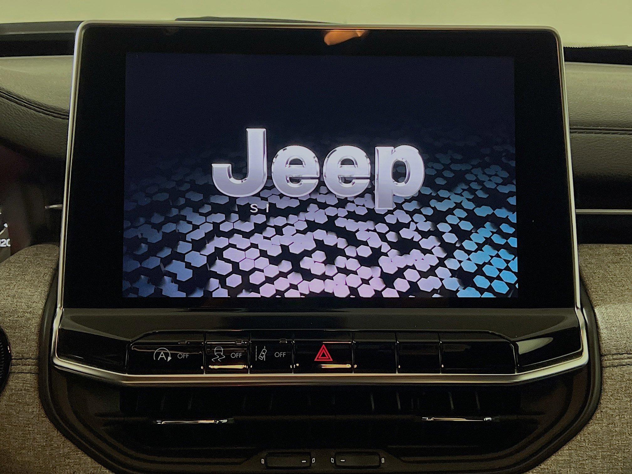 Used 2023 Jeep Compass Sport image 27