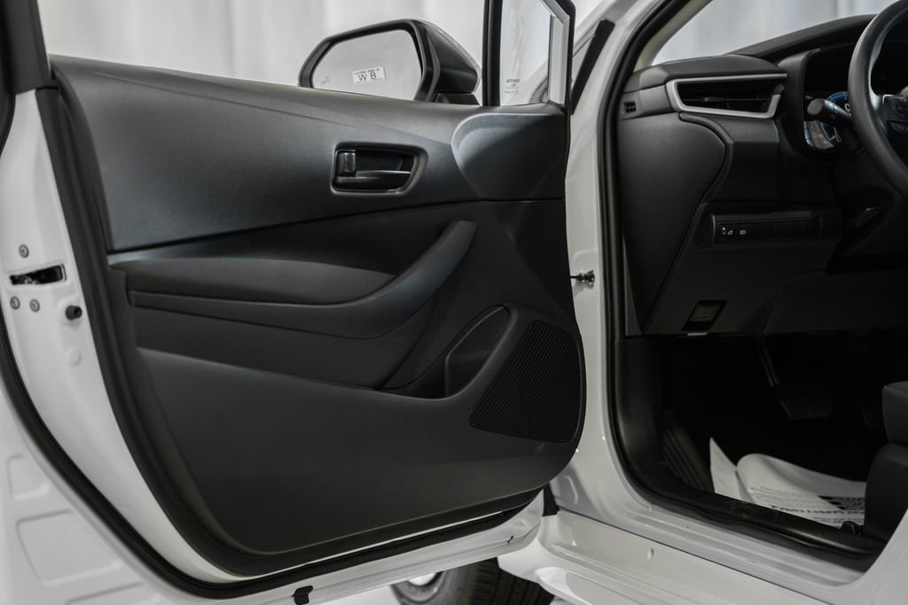 New 2026 Toyota Corolla LE image 30