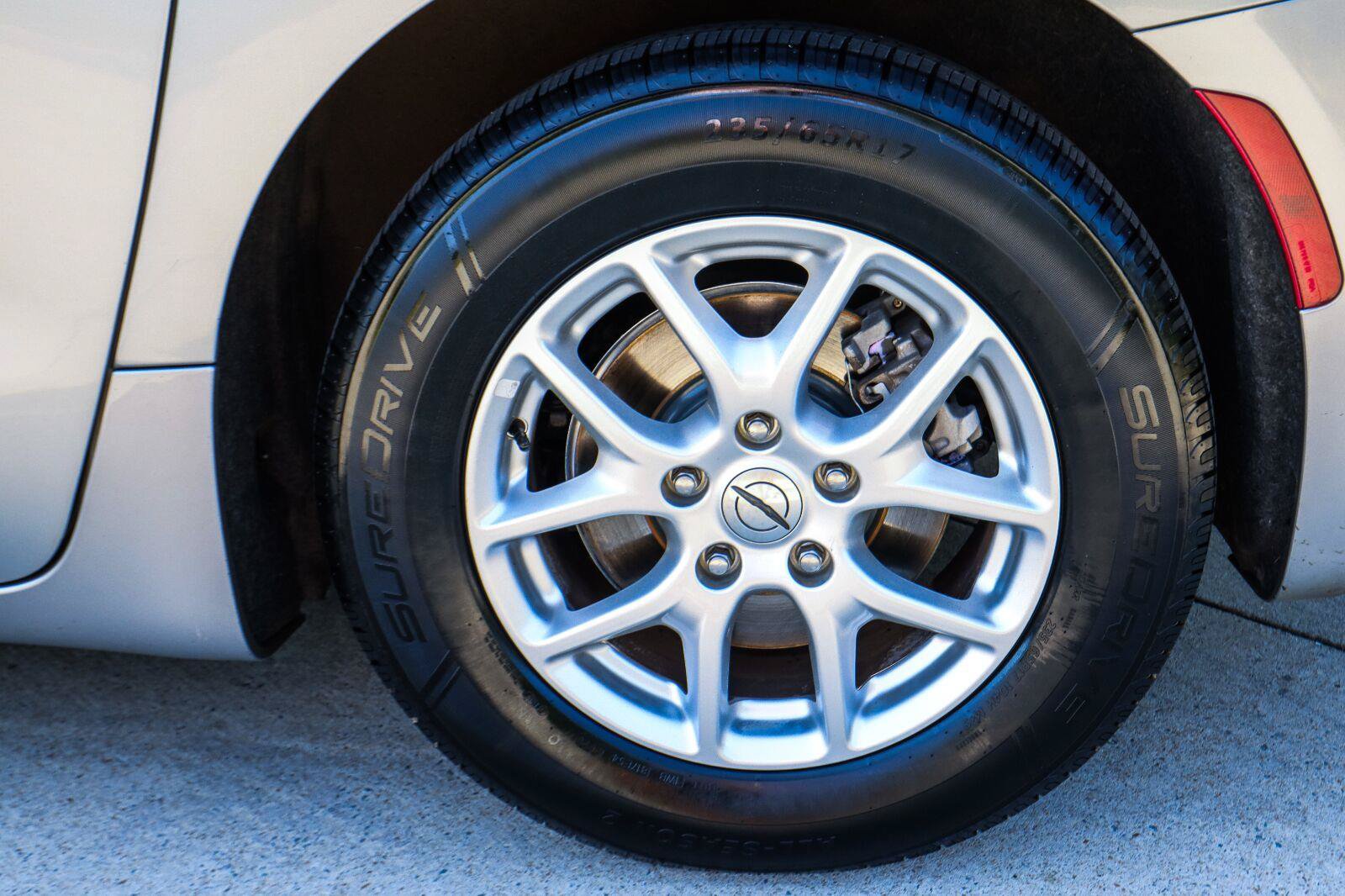 Used 2021 Chrysler Pacifica Touring-L FWD image 23