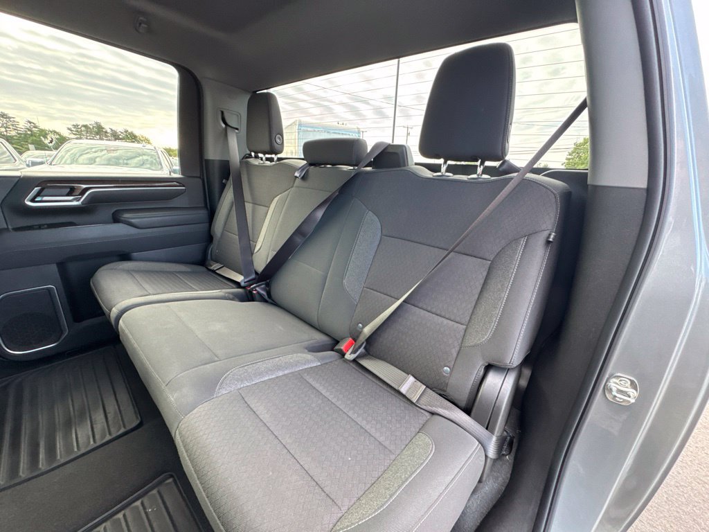 Used 2025 Chevrolet Silverado 2500 LT w/ Convenience Package AWD/4WD image 22