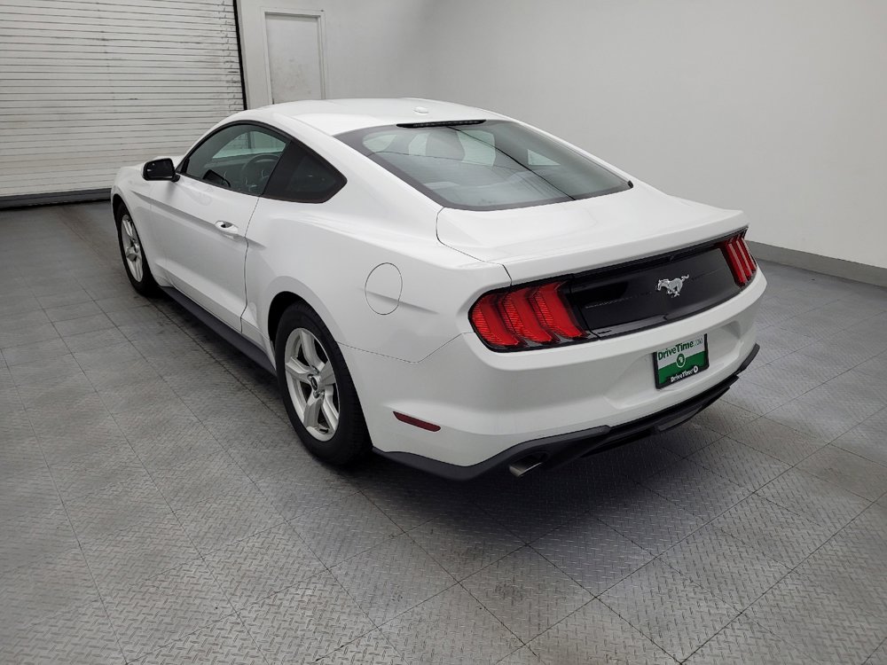 Used 2019 Ford Mustang Coupe RWD image 5