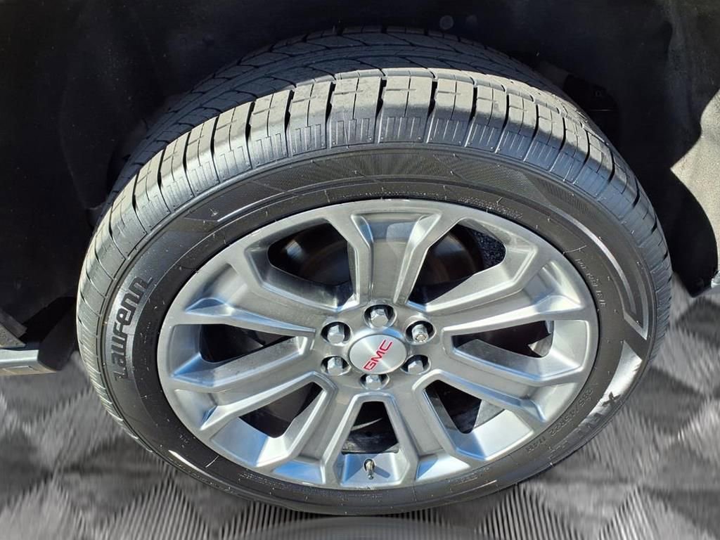 Used 2020 GMC Yukon Denali image 20