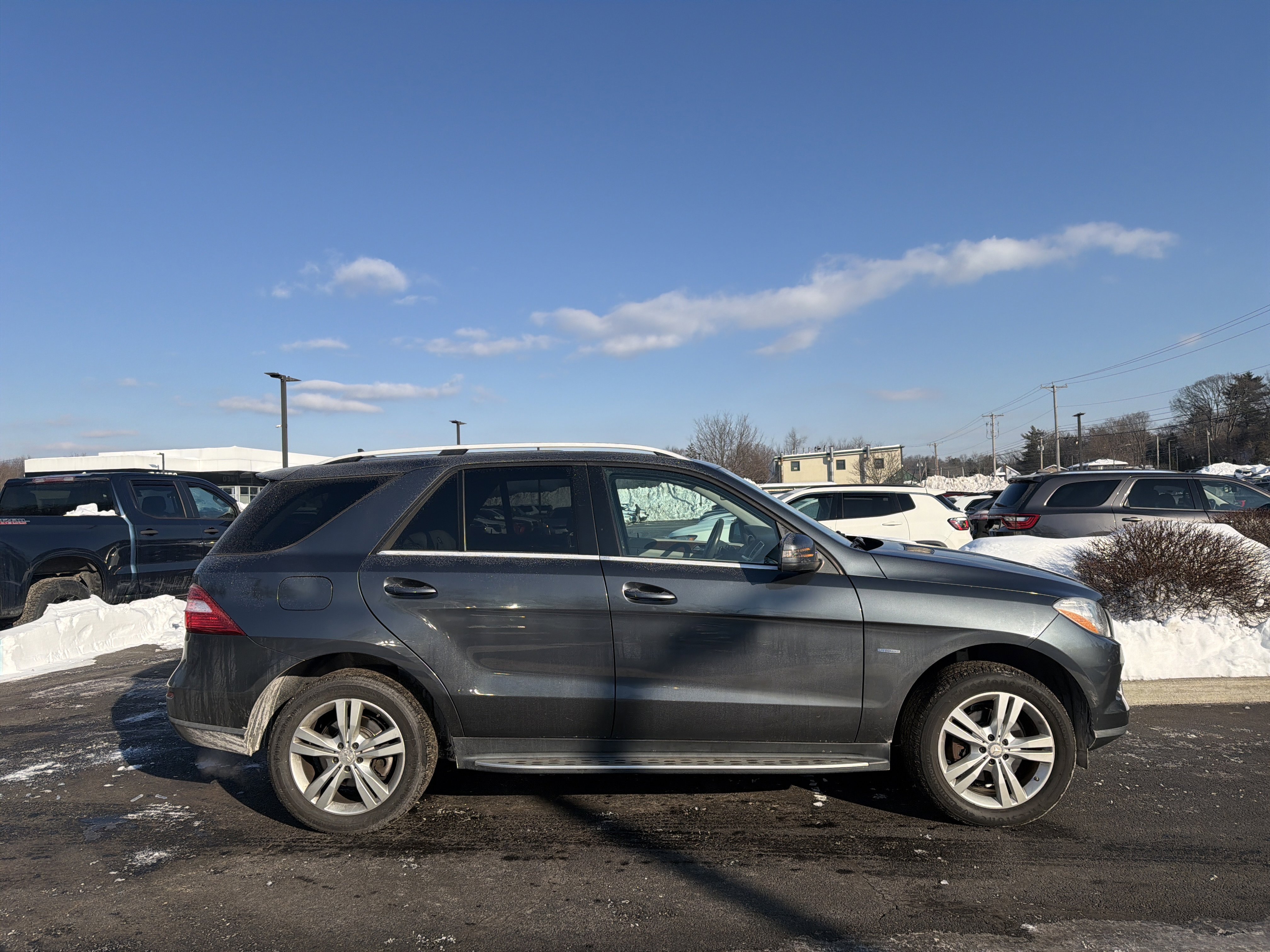 Used 2012 Mercedes-Benz ML 350 4MATIC image 4