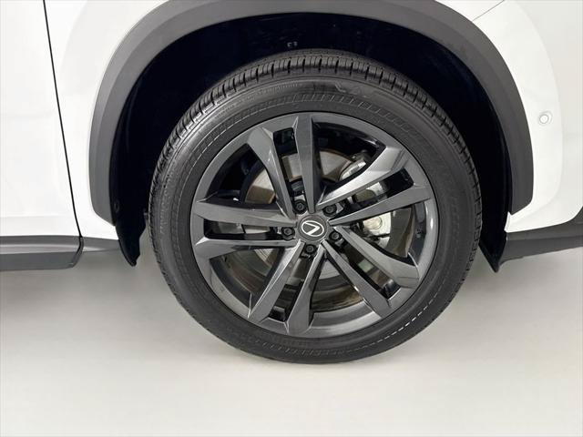 Certified 2026 Lexus NX 450h+ AWD w/ Accessory Package (2T) image 32