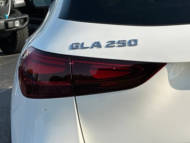 New 2026 Mercedes-Benz GLA 250 4MATIC image 9