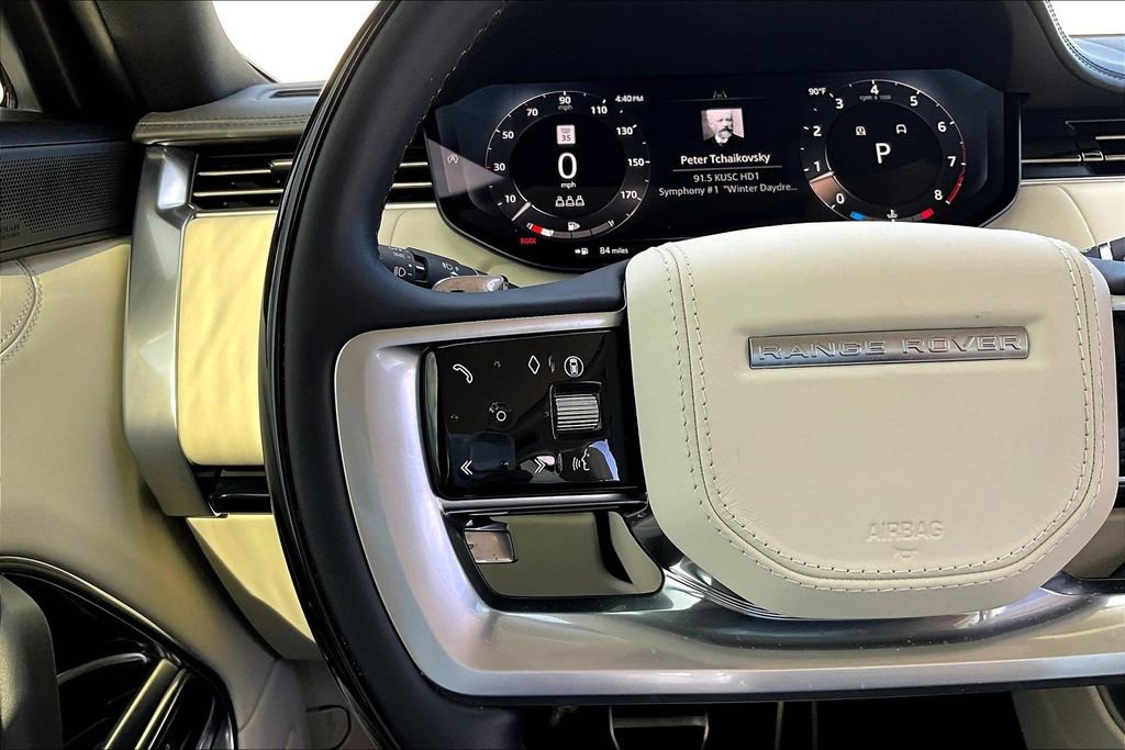 Certified 2025 Land Rover Range Rover SE AWD/4WD image 11